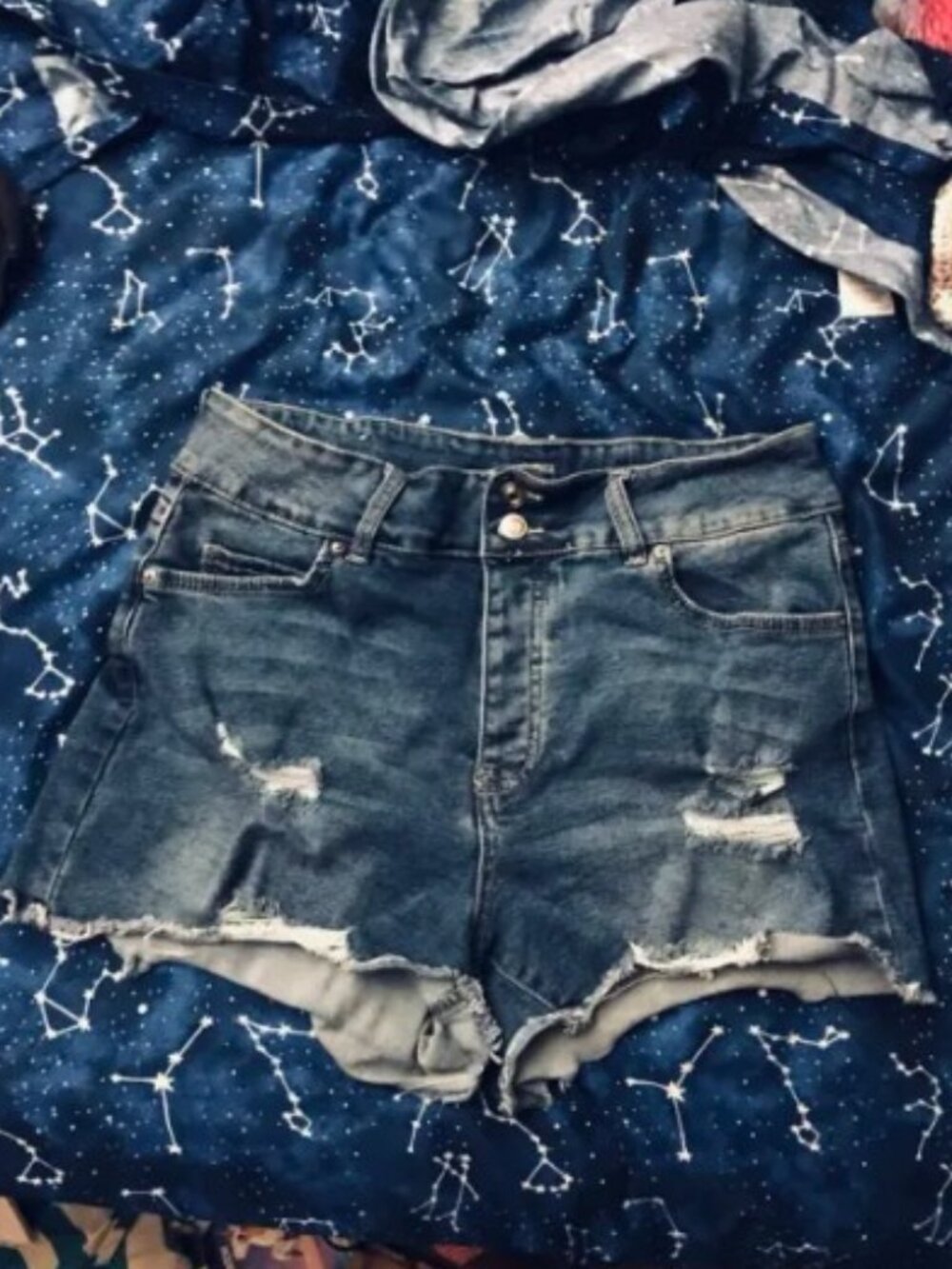 Rue 21 ripped demin shorts